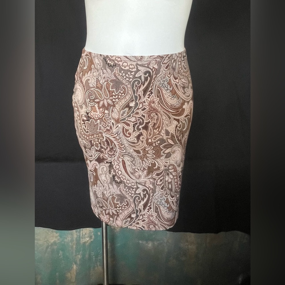 TAPEMEASURE Skirt Size XL
